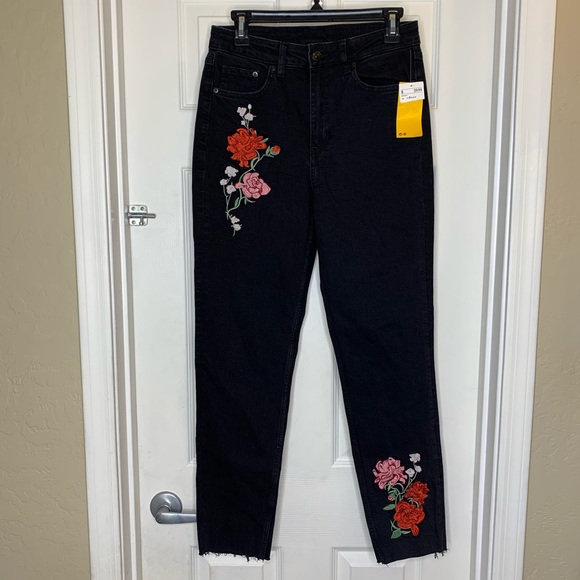 Divided Denim - Divided High Rise Black Jeans With Rose Patches